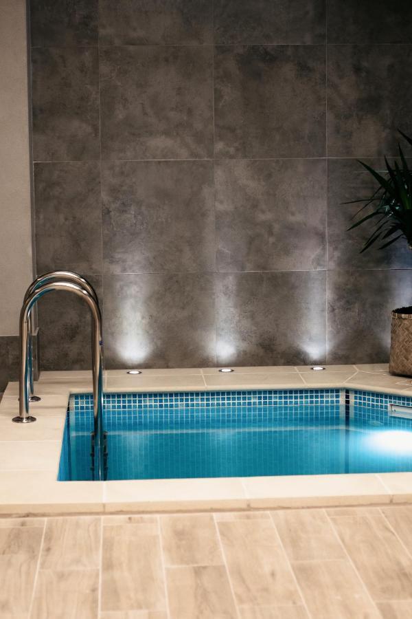 Buka Apart-Hotel & Spa バコヴェル エクステリア 写真